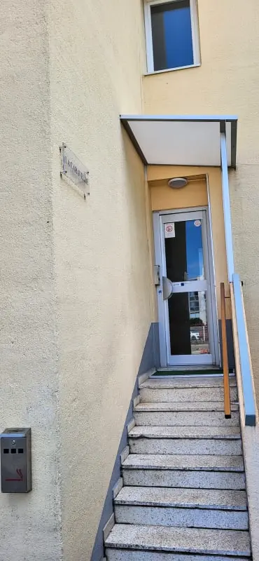 La Caravelle 2: tengeri menekülés a városi központ és a strand között