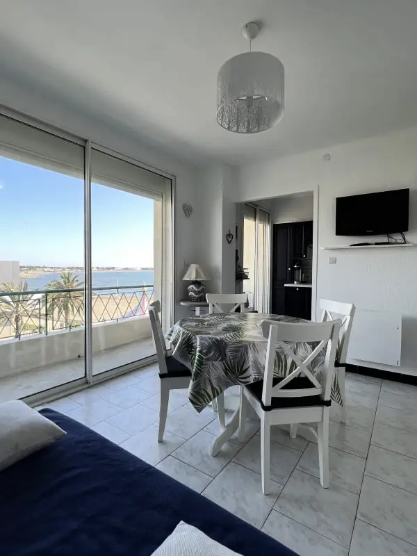 Résidence La Croix du Sud 2 – Q2 4 Pers Near Beach