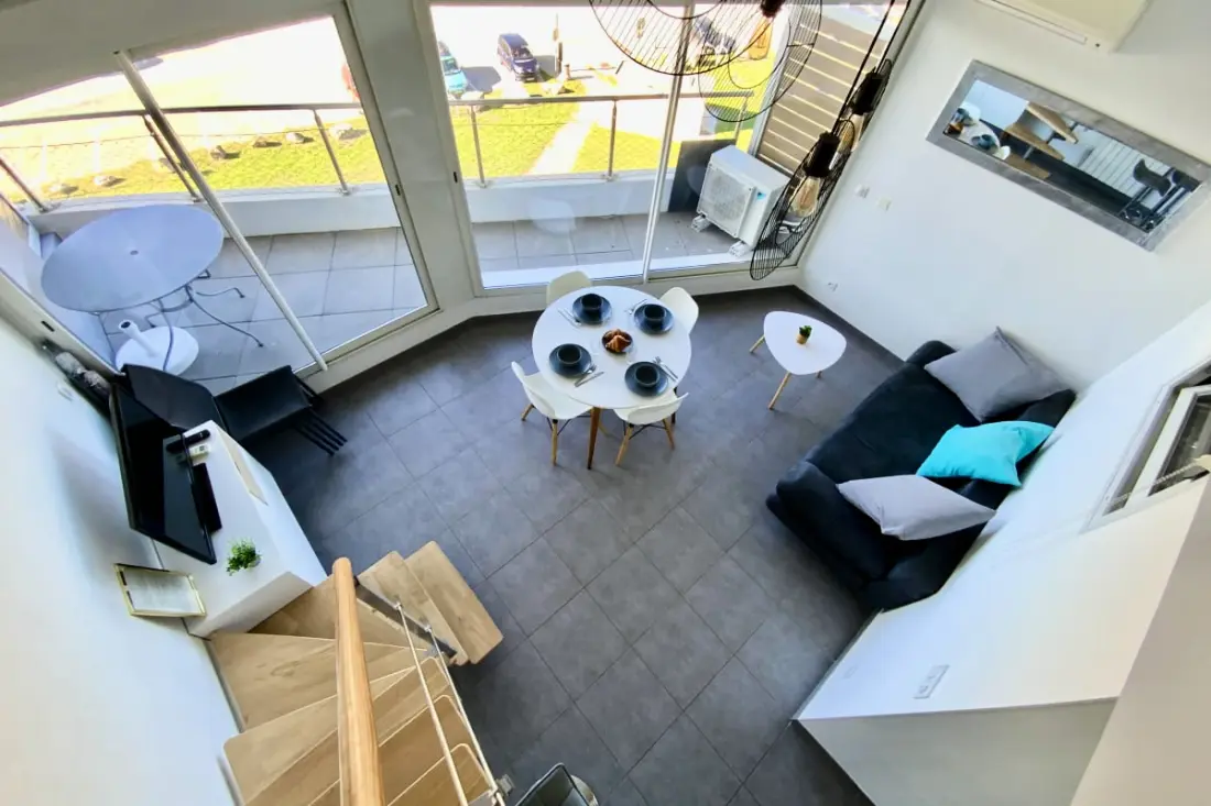 Residence Duplex Sea View With Access Beach – A Grau-du-Roi