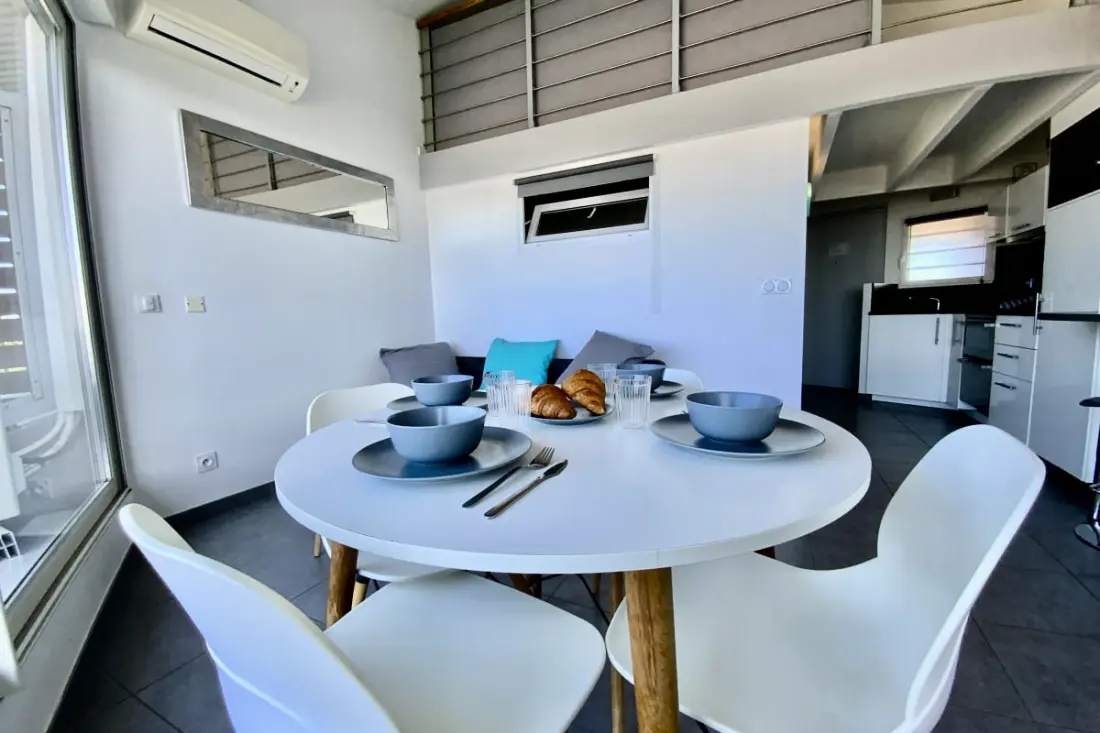 Residence Duplex Sea View With Access Beach – A Grau-du-Roi