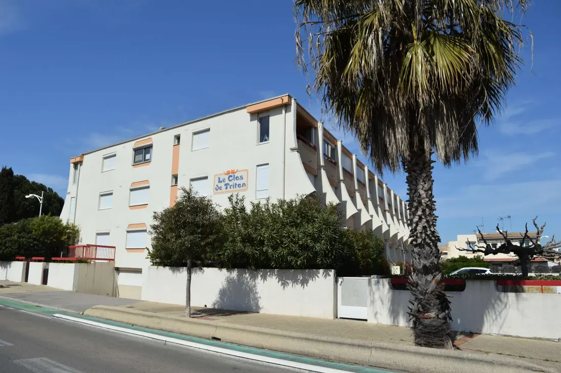 Le Clos De Triton Residence