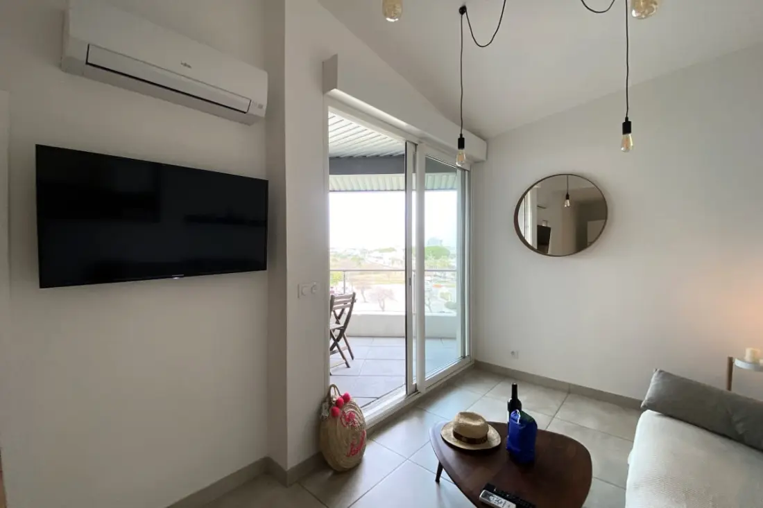 Residence Le Couchant Studio Sea View B401 Residence With Private Access to The Beach