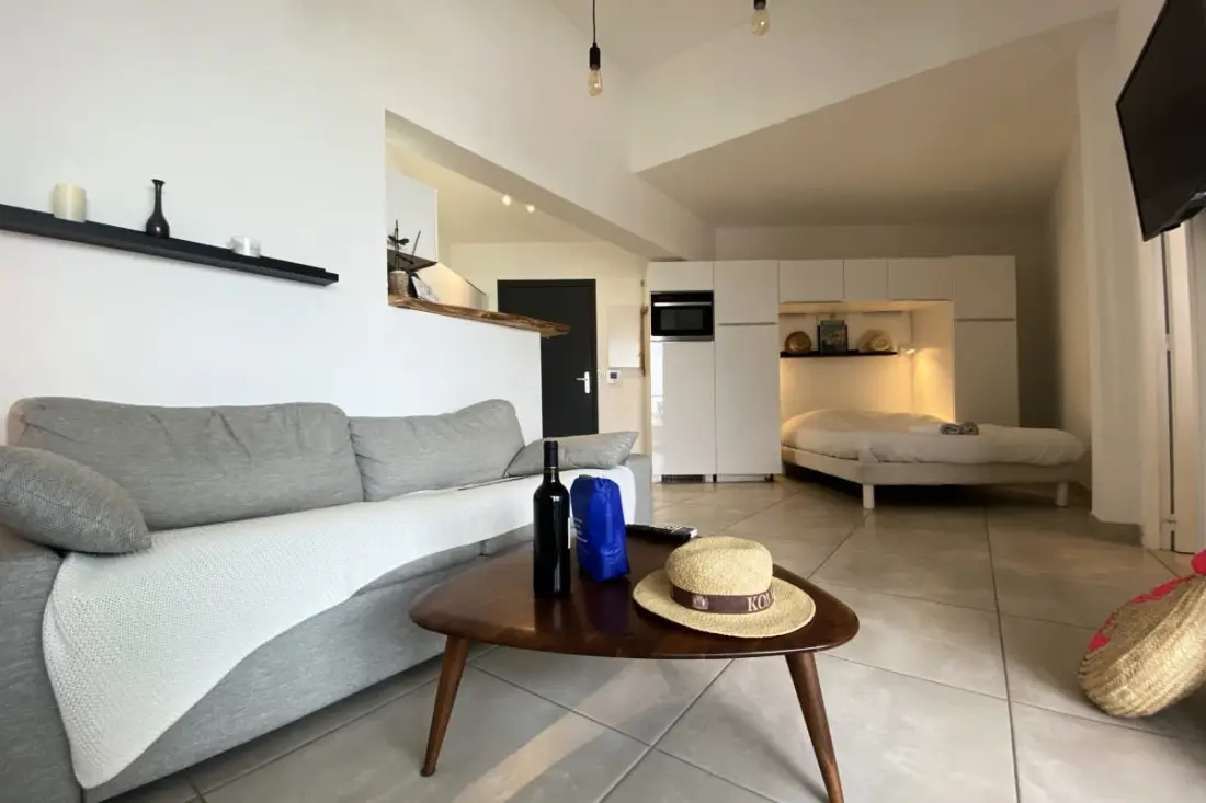 Residence Le Couchant Studio Sea View B401 Residence With Private Access to The Beach