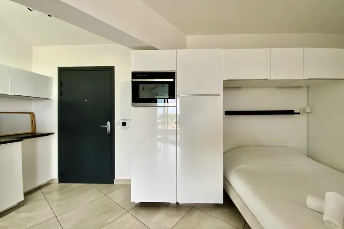Residence Le Couchant Studio Sea View B401 Residence With Private Access to The Beach