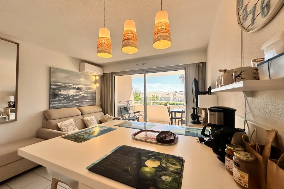 Le Mayflower Residence - Napos lakás úszási medencével