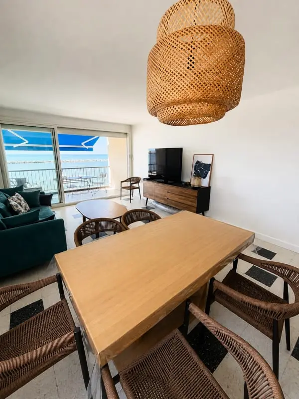 Le Royal Residence - Kivételes első vonalas apartman La Merrel szemben