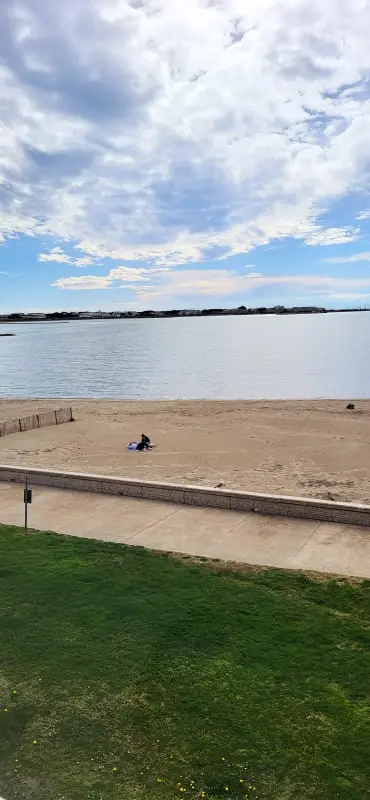 Le Royal Residence: 180 fokos Sur La Mer!