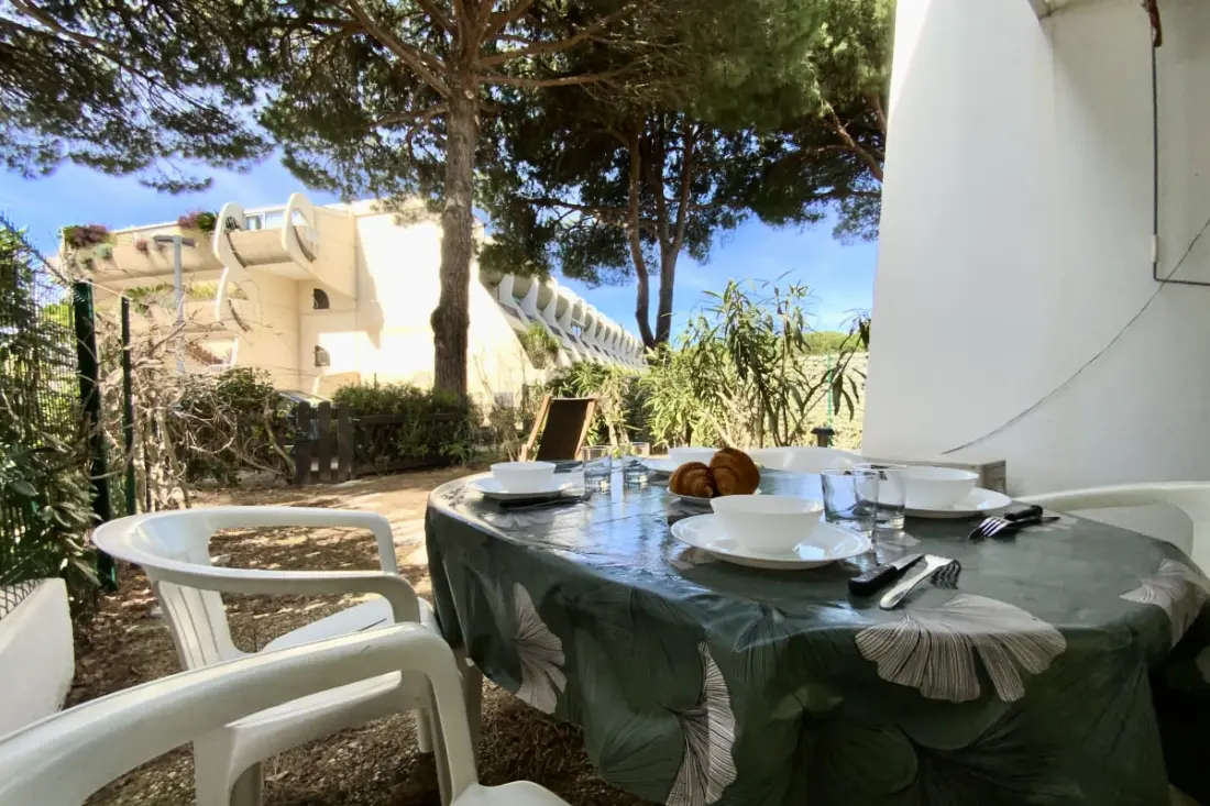 Le Santa Maria Residence - Private Garden Apartment & Parking