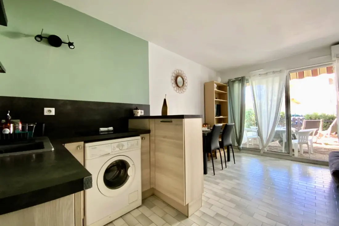 Le Santa Maria Residence - Private Garden Apartment & Parking