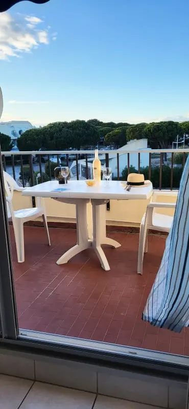 Residence Les Jardins 2 terasz, úszómedence a kikötőben 21 Csillagok★