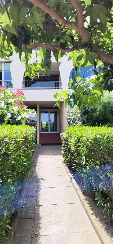 Residence Les Jardins 2 terasz, úszómedence a kikötőben 21 Csillagok★