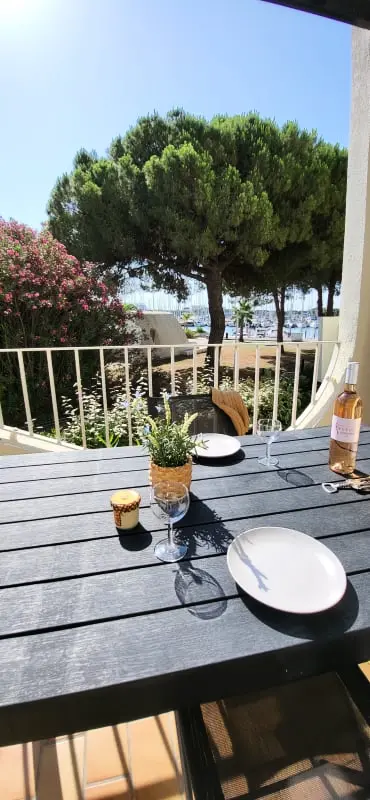 Terrace Residence a Quai Du Port De Plaisance