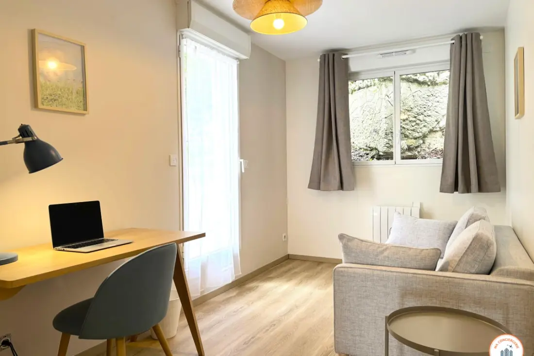 Seaside - Seaview, Terrace & Parking
