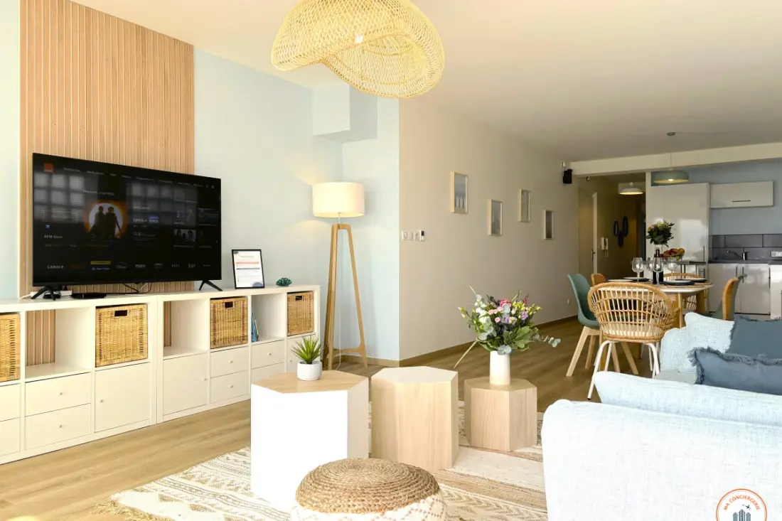 Seaside - Seaview, Terrace & Parking