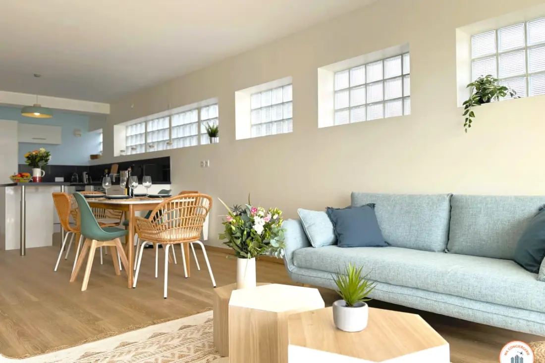 Seaside - Seaview, Terrace & Parking