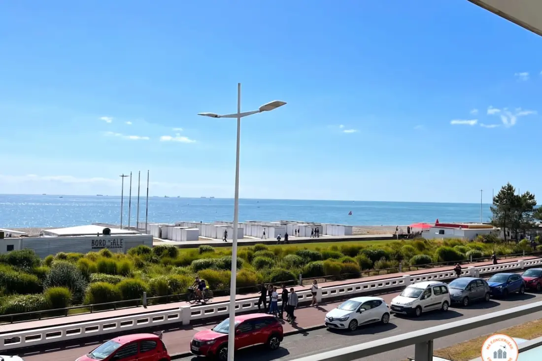 Seaside - Seaview, Terrace & Parking
