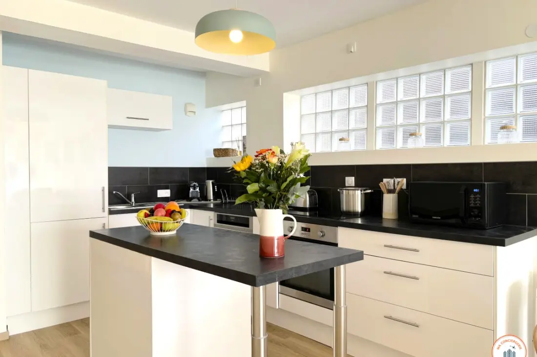 Seaside - Seaview, Terrace & Parking