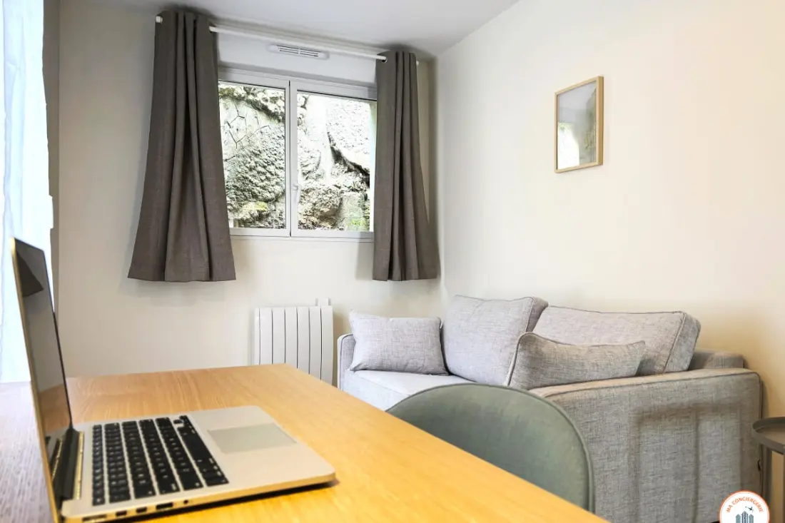Seaside - Seaview, Terrace & Parking
