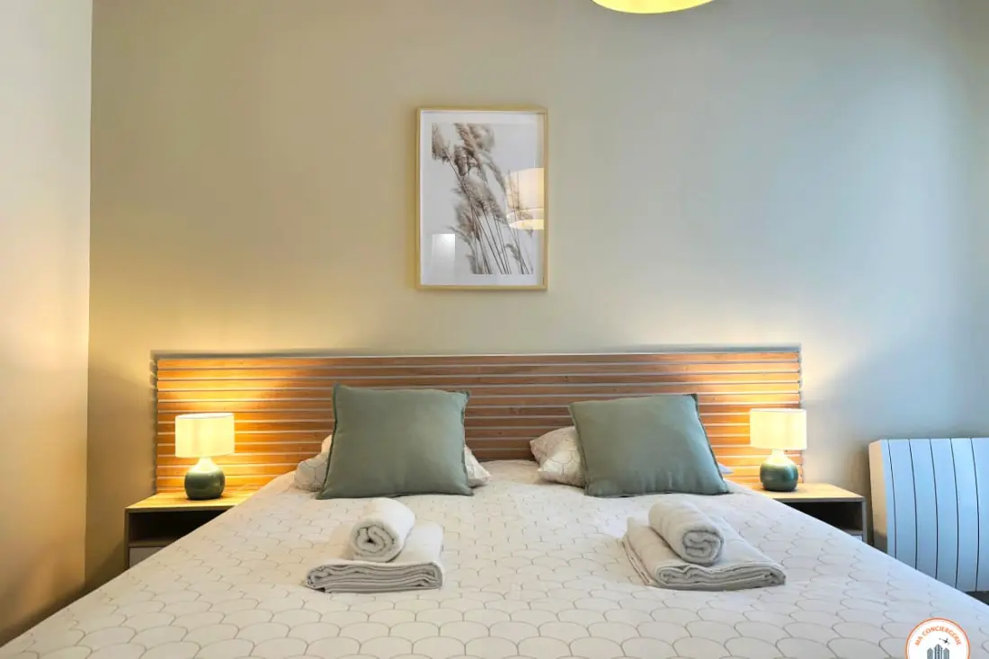 Seaside - Seaview, Terrace & Parking