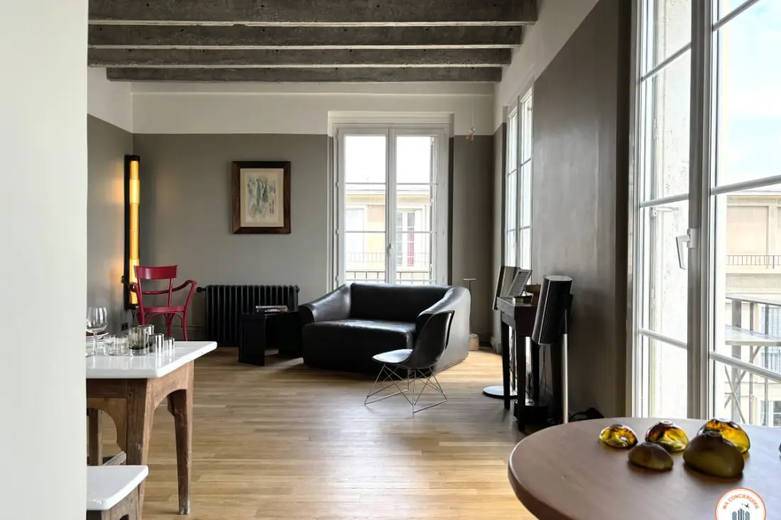 Az Igaz Perret - Balcony - hitelesség