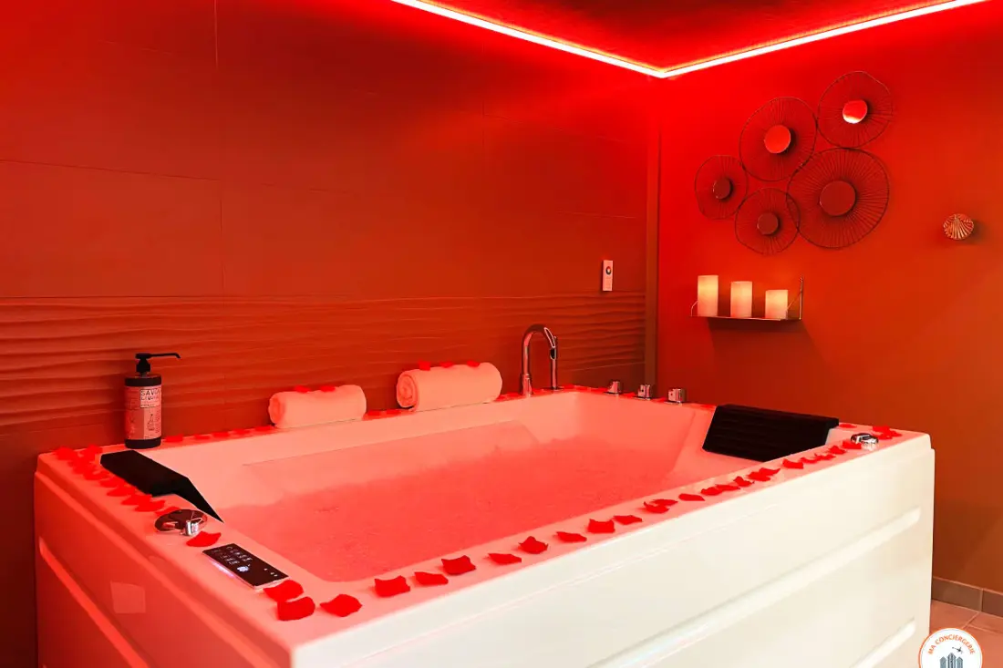 East-express - Jacuzzi Spa, Parkolás, District Perret Unesco