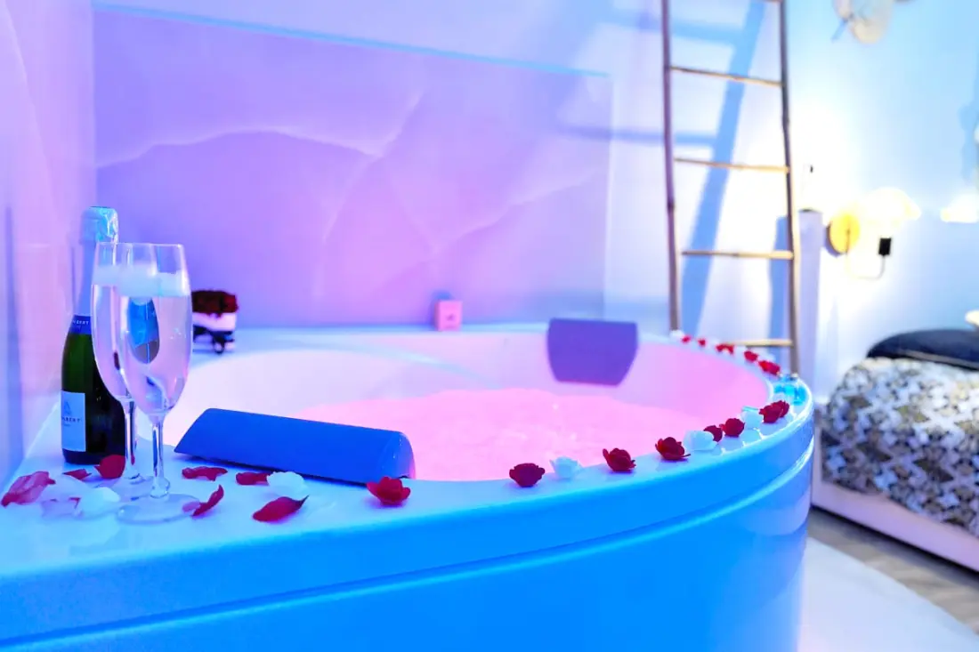 The Pearl - Jacuzzi Spa, Projektor, Patio, Parkolás