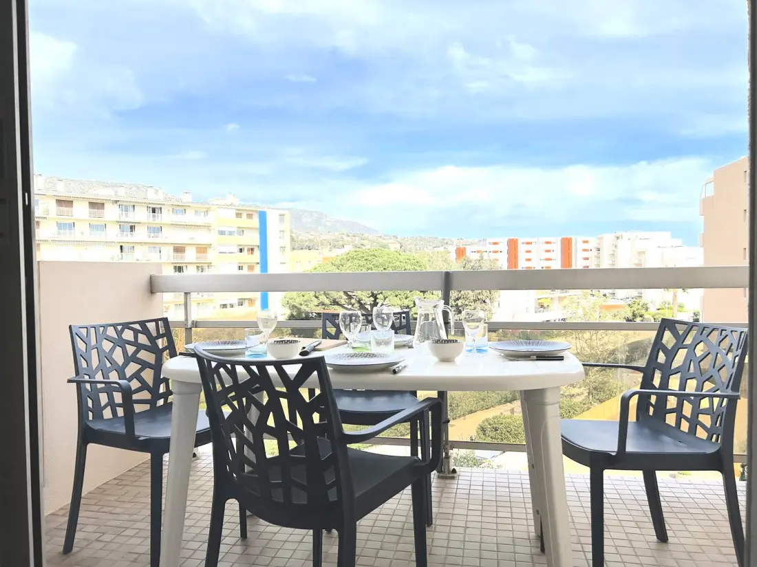 Alicastre Residence