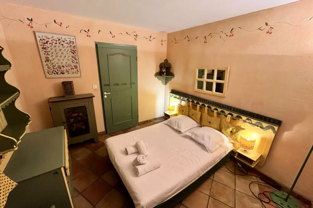 Residence Atypical lejlighed med havudsigt, swimmingpool og charme i La Pagnol