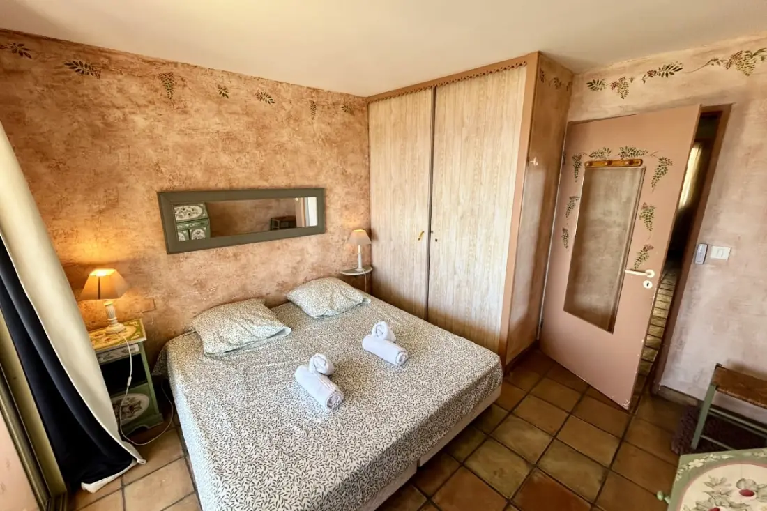 Residence Atypical lejlighed med havudsigt, swimmingpool og charme i La Pagnol