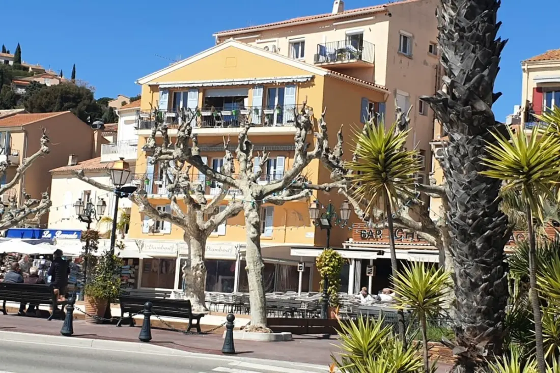 Balkon Residence Golden Islands. Hoteller i nærheden af T2 Sea Front Full Centre