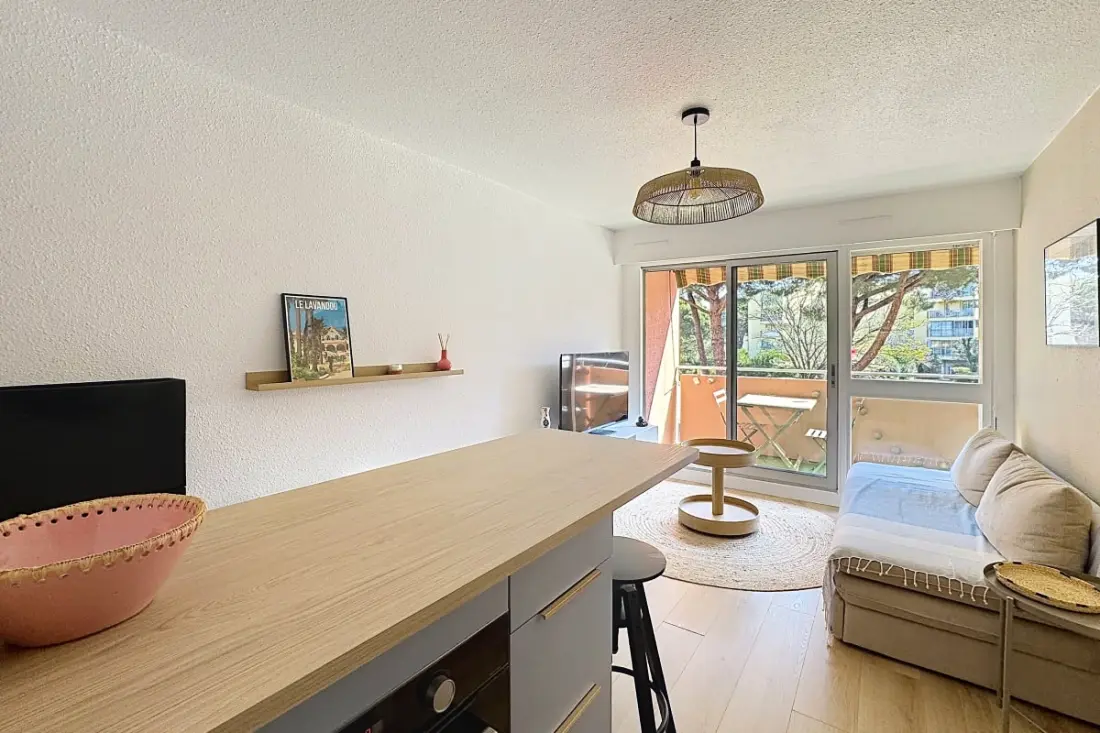 Residence Charmerende T2 aircondition med terrasse og parkering 600 M De La Plage