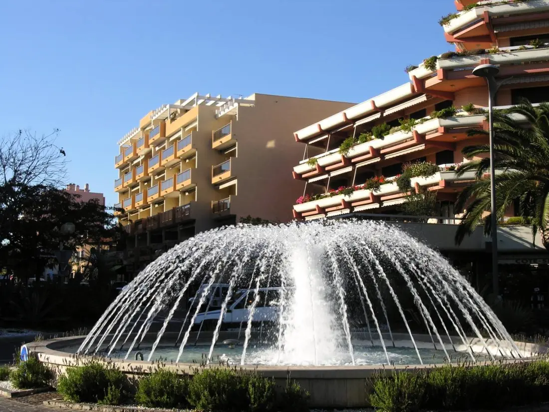 Diamond Residence