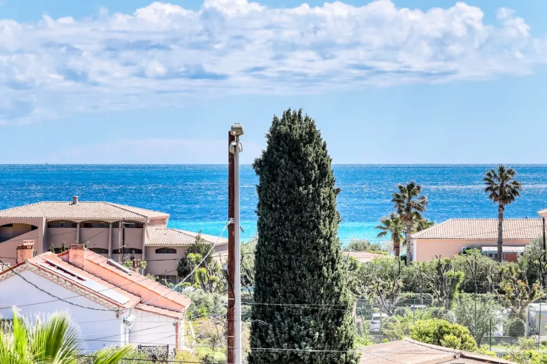 Residence Duplex 31 Csillagok★ T3, Terrace 18m2 Sea Nézet: Near Beach