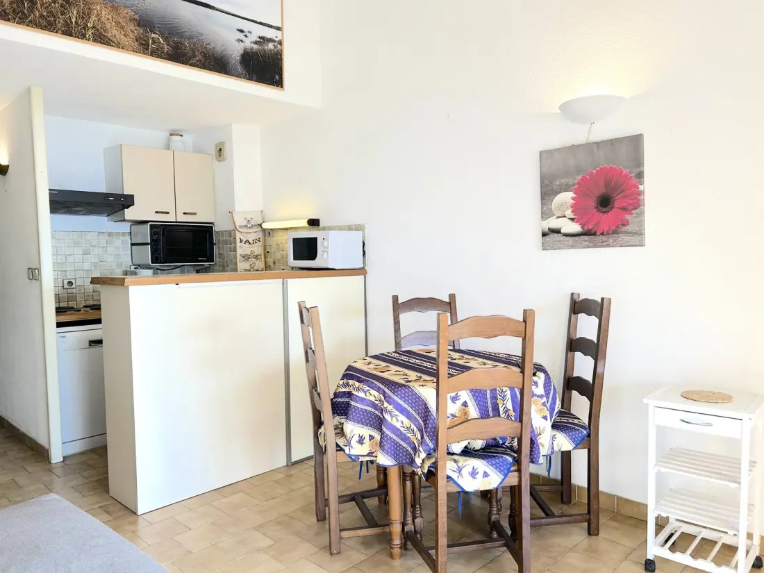 I nærheden af Le Rousset Residence
