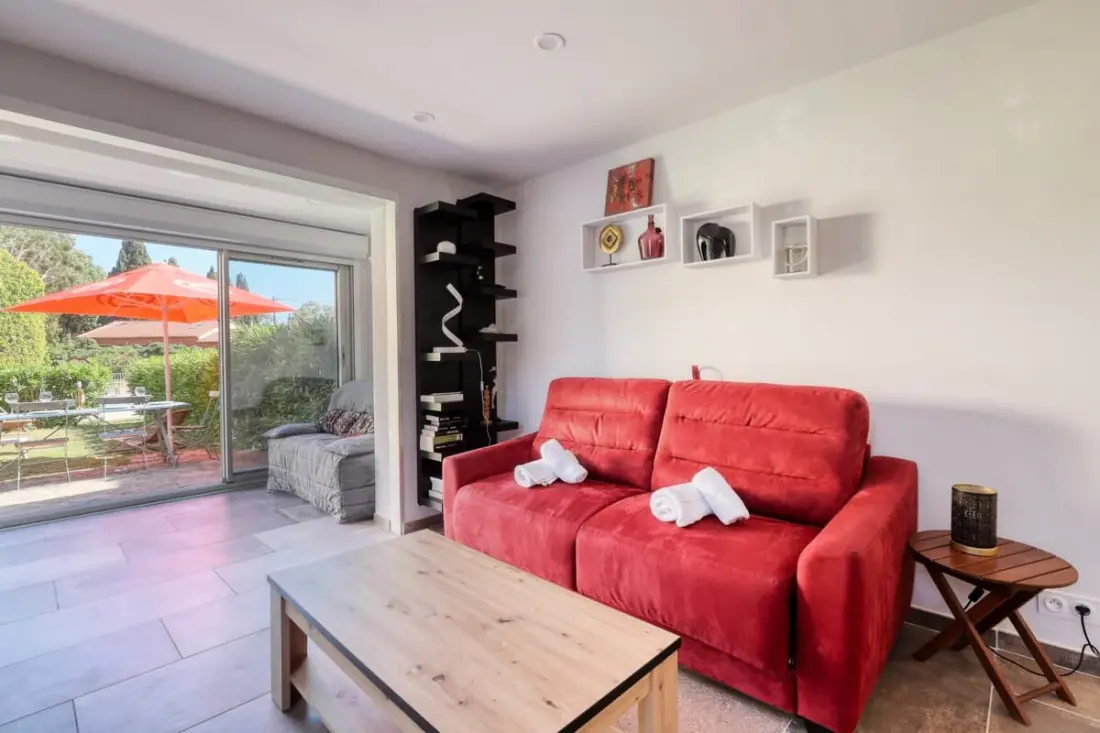 Residence Magnificent, Refait à Neuf, Near Beach & Pool