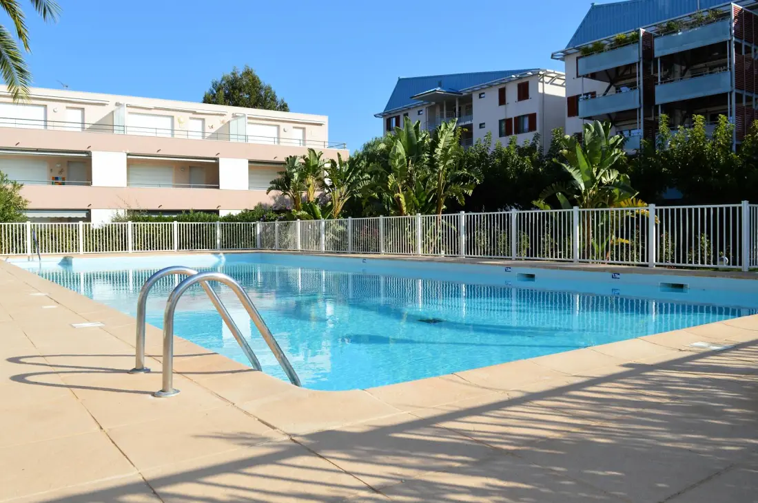 Riviera Residence