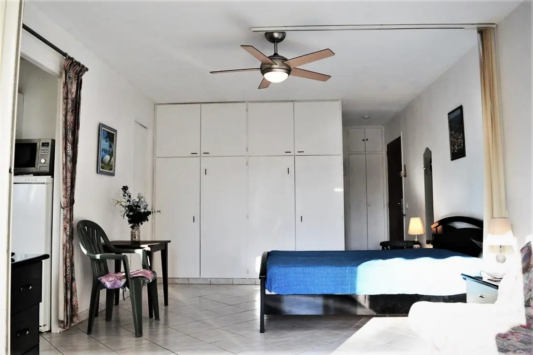 Residence Roses Lauriers (les)