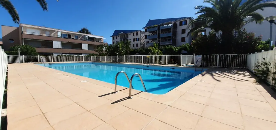 Residence T2 Au Lavandou - Residence med Swimmingpool