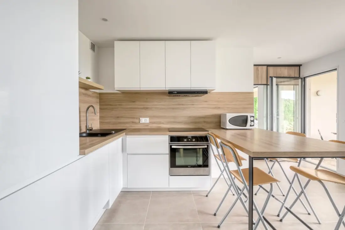 T2 Selvlysende Residence med terrasse og havudsigt – Lavandou, Aiguebelle
