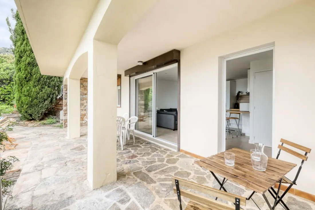 T2 Selvlysende Residence med terrasse og havudsigt – Lavandou, Aiguebelle