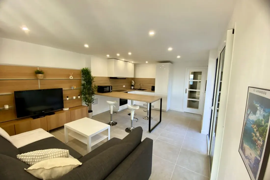 T2 felújított rezidenciát Sea és Grand Balcony View - Aiguebelle, Lavandou