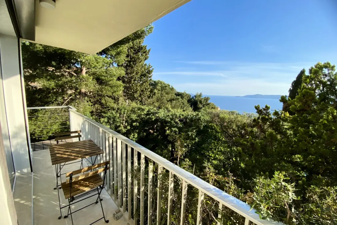 T2 felújított rezidenciát Sea és Grand Balcony View - Aiguebelle, Lavandou