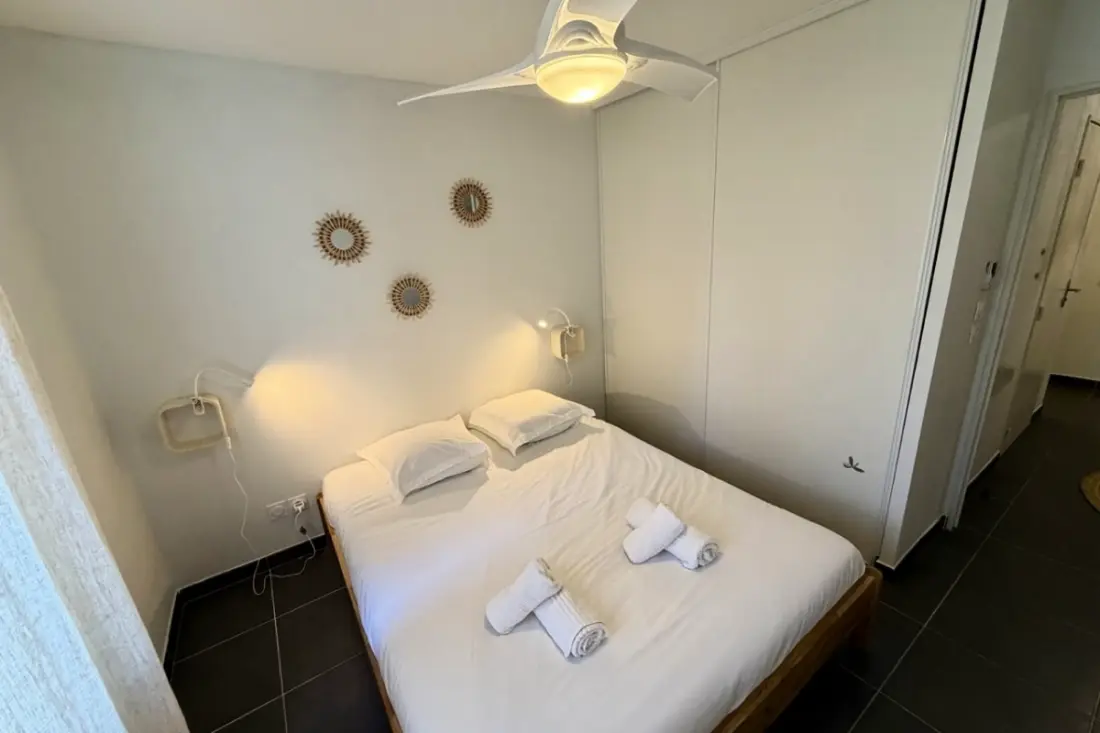 T4 Moderne Residence 7 Pers. Med terrasse og parkering – 10 min strand i Foots