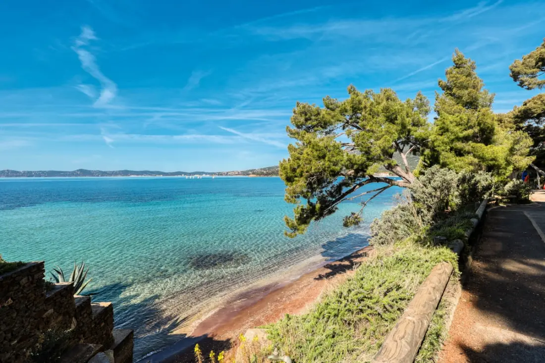 Residence Un Jardin Au Bord De La Méditerranée