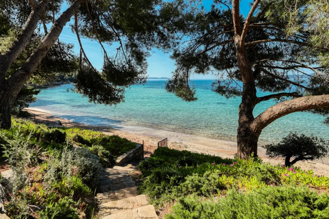 Residence Un Jardin Au Bord De La Méditerranée