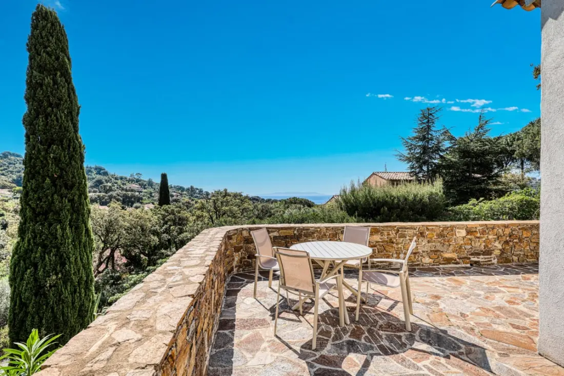 Residence Villa Swimming Pool & Sea • Quiet • St-clair