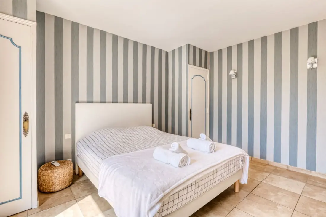 Residence Villa Swimming Pool & Sea • Quiet • St-clair
