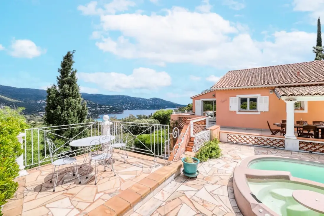 Rezidencia Villa Tanit - úszómedence, tengeri kilátás - 10 személy