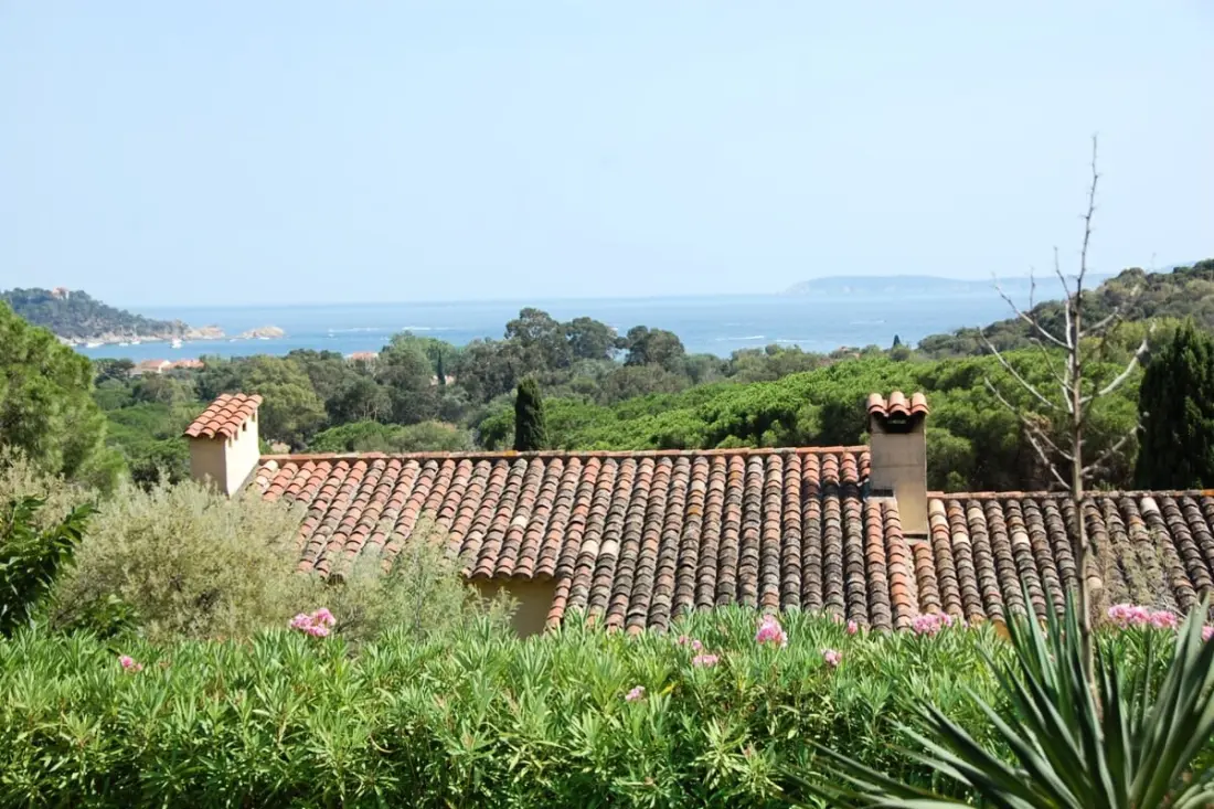 Rezidencia Villa View Sea And Swimming medence Cavalière - 1 Km Beach