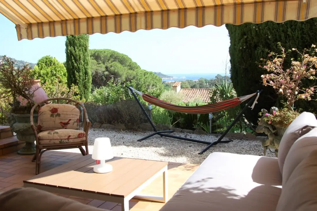 Rezidencia Villa View Sea And Swimming medence Cavalière - 1 Km Beach